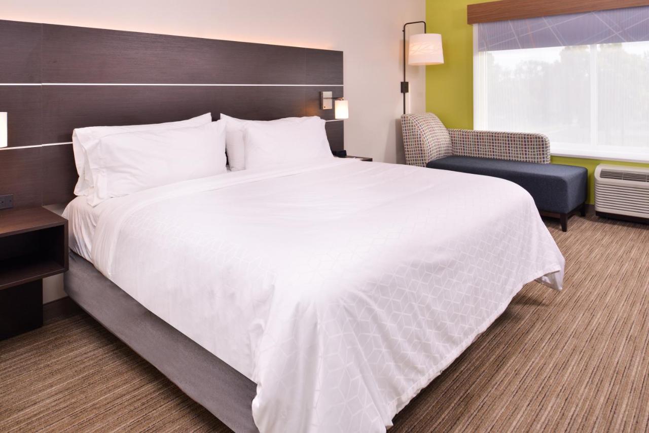 Holiday Inn Express & Suites - Mall Of America - Msp Airport By Ihg Bloomington Room photo